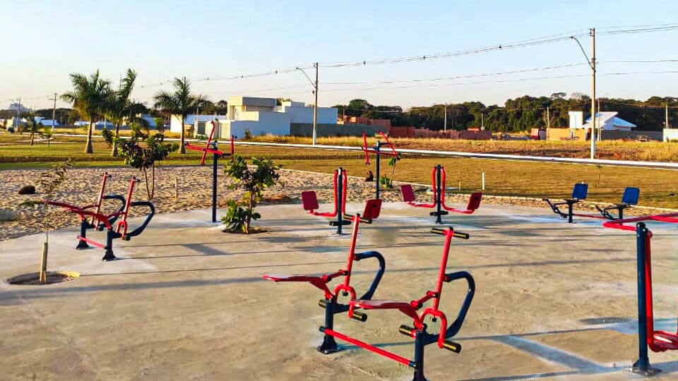 75 : Praça